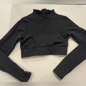 Tiger Friday long sleeve crop. Size adult extra small black.